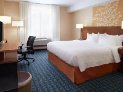 Fairfield Inn & Suites Barrie Hotels in Barrie