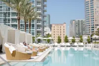 Level Los Angeles - Downtown South Olive - Rooftop Pools