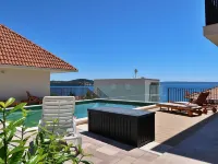 Viva-by the Sea-Panorama Penthouse