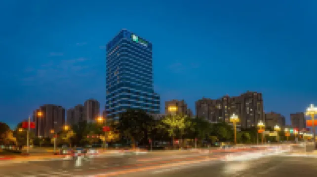 Holiday Inn Express CHENGDU PIDU by IHG Hotel berhampiran Pixian West Railway Station