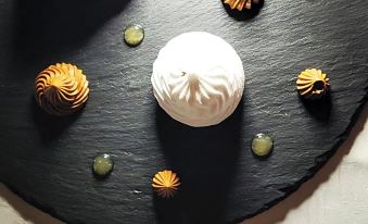 Hôtel Restaurant Le Lachens