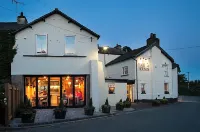 The Hare and Hounds, Levens Hotel di Milnthorpe