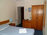 Carlton Lodge - Bed and Breakfasts