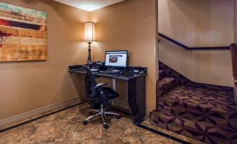 Best Western Manhattan Inn