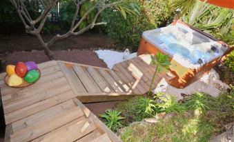 Poz Lagon - Chambre d'hôtes Vue Lagon et Jacuzzi Privatif