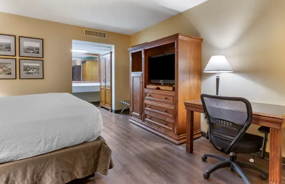 金曼國王貝斯特韋斯特優質套房酒店