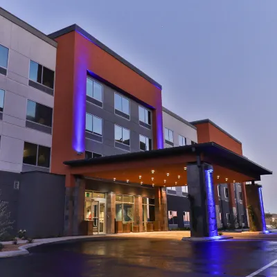 Holiday Inn Express & Suites HENDERSON SOUTH - BOULDER CITY by IHG Hotels near Henderson Convention Center