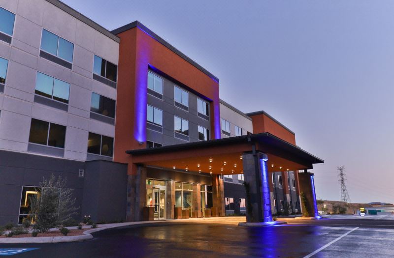 Holiday Inn Express & Suites Henderson South - Boulder City by IHG