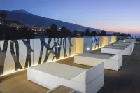 Atlantic Mirage Suites & Spa - Apartments