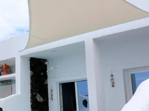 Fira Deep Blue Suites