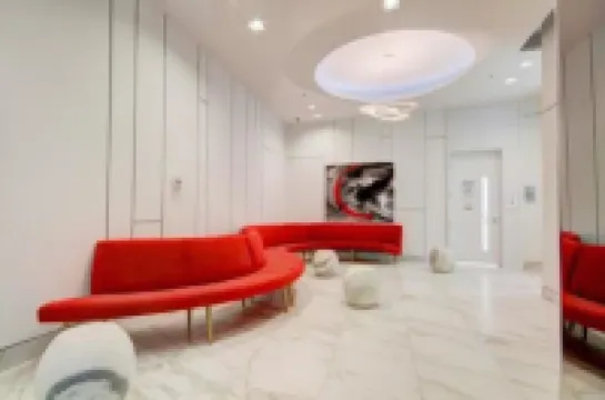 أيه أو سي سويتس - لاكشري كوندو - سيتي فيو فنادق في تورونتو