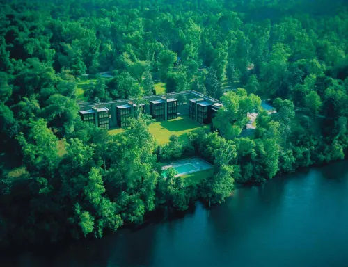 The Inn at Middleton Place - parking