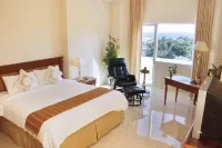 Hotel Grand Tiga Mustika