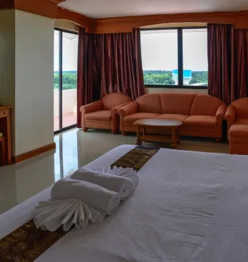 ห้องดีลักซ์ เตียงใหญ่ 1 เตียง