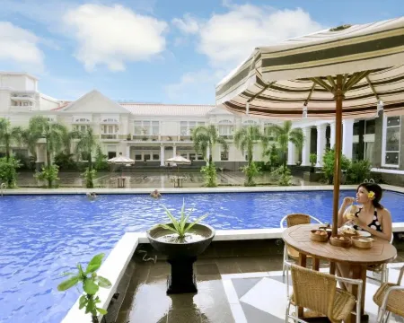 Adhiwangsa Hotel Hotels in Laweyan