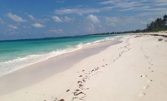 Kataluma by Eleuthera Vacation Rentals