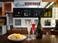 Hotel Ping Pong Hotels near Lido Centro Train Station