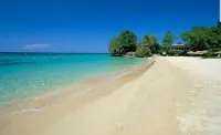 Runaway Bay Gem