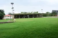 Sentosa Resorts & Water Park Отели в г. Талегаон Дабхейд
