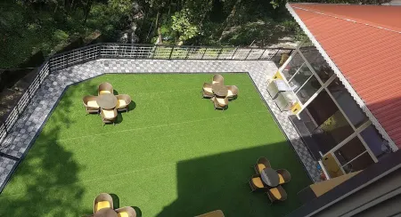 Gangtok Drift Hotel & Restobar