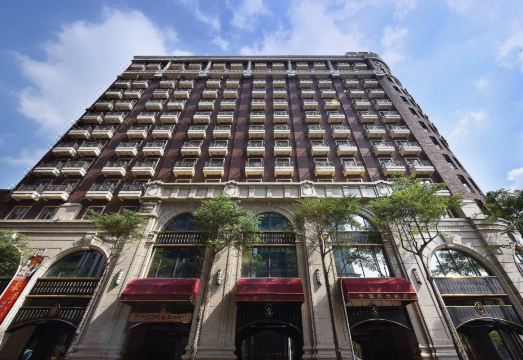 모나크 플라자 호텔