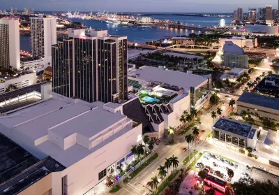 Hilton Miami Downtown Hotels near Magic City Casino