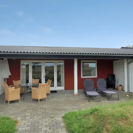 "Thorke" - 5km from the Sea