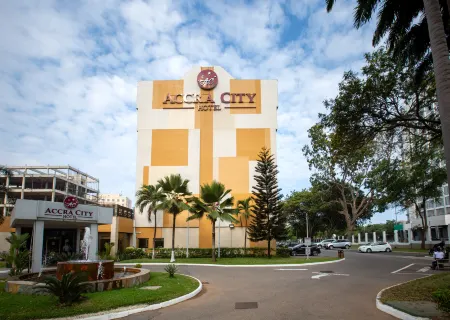 Accra City Hotel Отели рядом с достопримечательностью «TEMP BOOTH F 787/1 (AMERICAN EMBASSY»