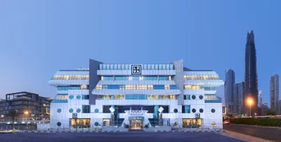 Leva Hotel and Suites, Mazaya Centre Hotellit kohteessa Al Wasl