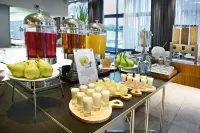 The Manchester Deansgate Hotel by IHG