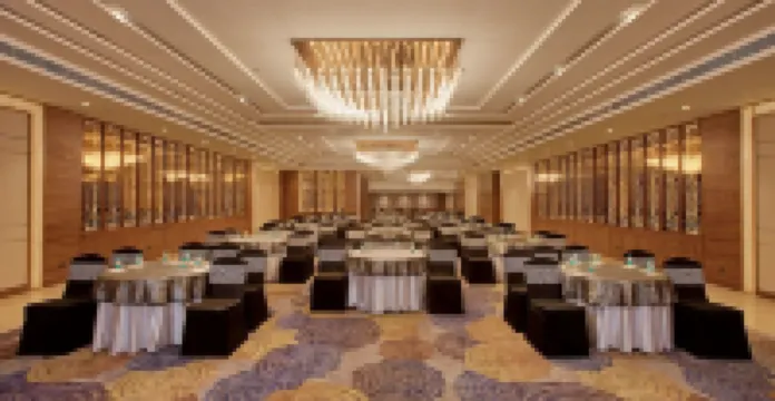 Country Inn Premier Amritsar, 10 Min from Golden Temple