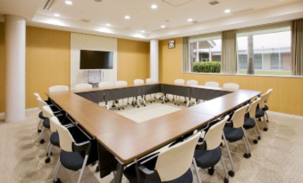 5. 호텔 에미온 도..