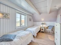 "Sten" - 100m from the Sea