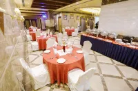 Crystal Plaza Hotel
