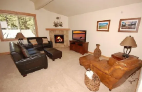 2806 Springwood Drive 4 Bedroom Home by RedAwning