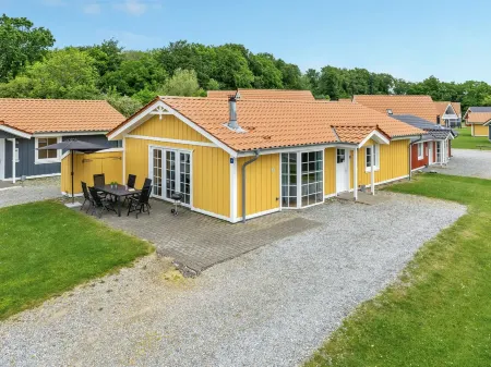 "Karina" - 150m to the Fjord