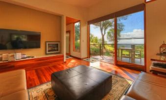 Montville Ocean View Cottages