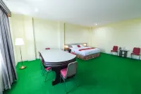 RedDoorz @ Brother Homestay Kupang Hotels in Kelapa Lima