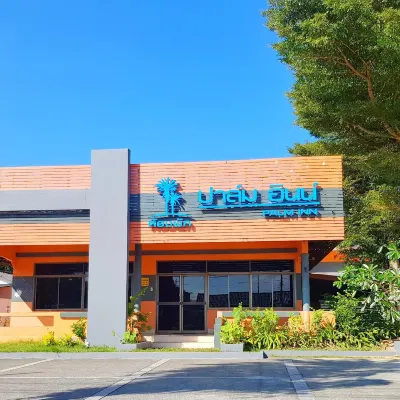 Palm Inn Hotels near Hin Rom Pier