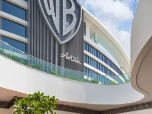 The WB Abu Dhabi Hotel, Curio Collection by Hilton