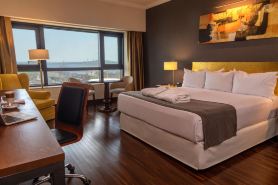 Radisson Montevideo Victoria Plaza Hotel