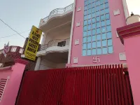 Goroomgo Kashi Nest (Varanasi, Uttar Pradesh) Hotels near Thai Temple