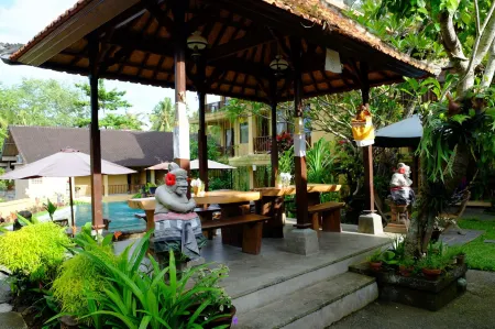 Jati 3 Bungalows and Spa