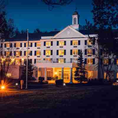 Somerset Hills Hotel, Tapestry Collection by Hilton Hotel Exterior