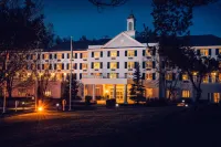 Somerset Hills Hotel, Tapestry Collection by Hilton Hotel in zona Hardcore Paintball Arena NY NJ