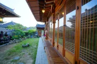 Bakgane Hanok