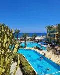 Malama Beach Holiday Village Отели в г. Паралимни
