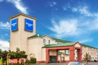 Rodeway Inn - 2-Star