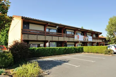 Campanile Cholet Các khách sạn ở Cholet