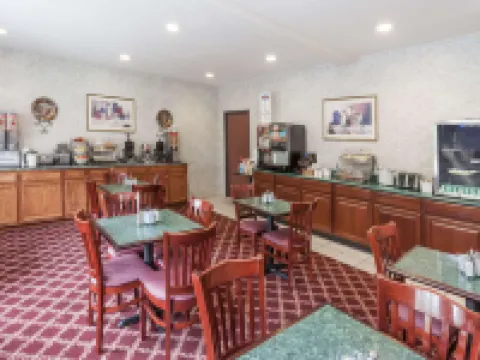 Baymont by Wyndham New Buffalo Hotels in New Buffalo